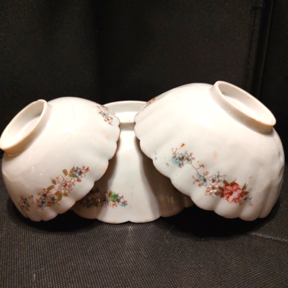 🔸⛩️🔸 Gorgeous Antique Vintage Hand Painted Japanese Porcelain Nesting Bowl Set - Picture 14 of 16